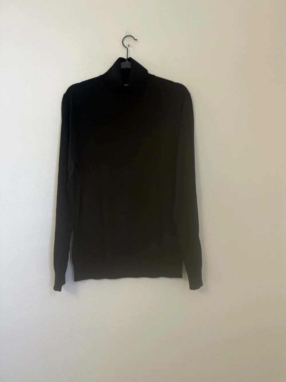 Reiss Black Roll Neck Turtleneck 100% Merino Wool Sweater Size L - Picture 3 of 6
